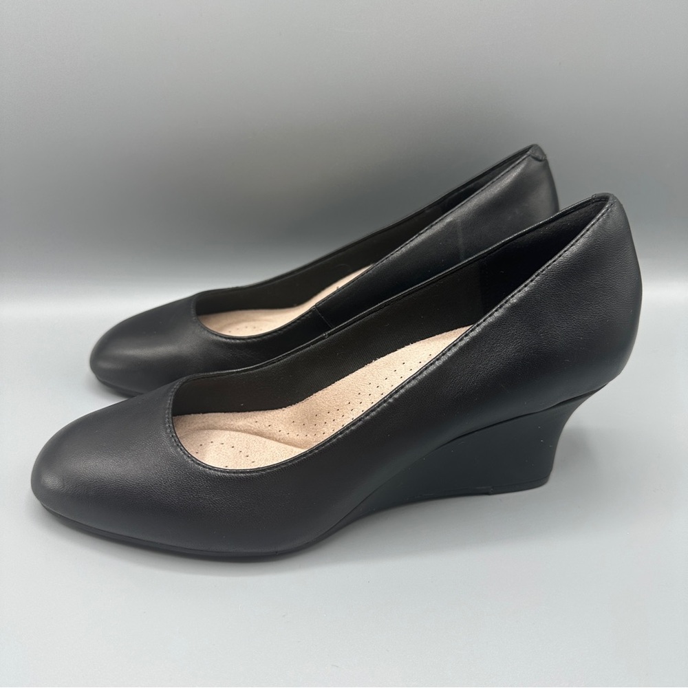 Clarks Leather Comfort Slip On Wedge Pump Shoes Women’s Size 9.5M Black
